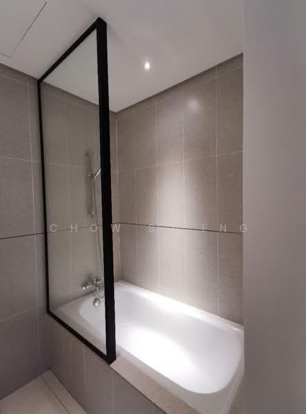 Service Residence for Rent at Millerz Square Serviced Residence - Niki Chow - Bathroom - PropertyGuru.com.my