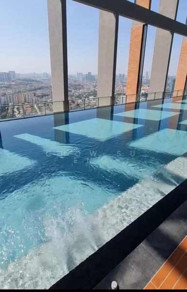 Service Residence for Rent at Millerz Square Serviced Residence - Niki Chow - Infinity pool - PropertyGuru.com.my