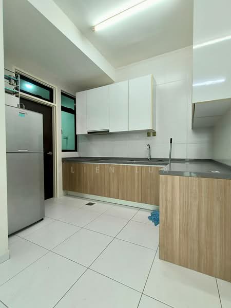 Service Residence for Rent at Sky Oasis Residence (Pangsapuri Oasis 1) - Vlien Lua - PropertyGuru.com.my