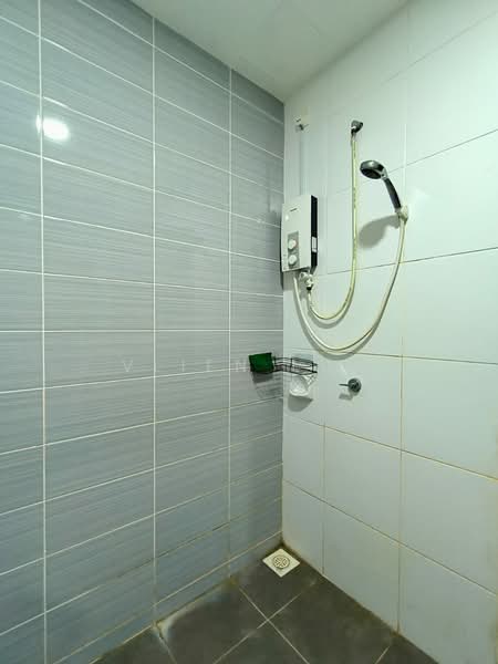 Service Residence for Rent at Sky Oasis Residence (Pangsapuri Oasis 1) - Vlien Lua - PropertyGuru.com.my