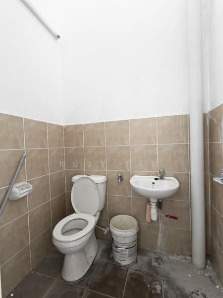 2.5-storey Terraced House for Rent in Taman Pulai Mutiara (Iskandar Puteri (Nusajaya)) - Ruby Tan - Bathroom - PropertyGuru.com.my