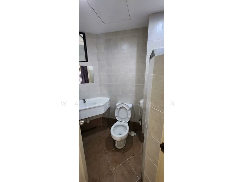 Kondominium untuk Disewa di Casa Tropicana - Walter Chin - Bathroom - PropertyGuru.com.my