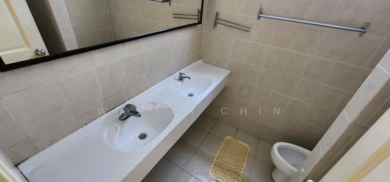Kondominium untuk Disewa di Casa Tropicana - Walter Chin - Bathroom - PropertyGuru.com.my