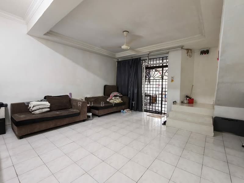 Rumah Teres 2 Tingkat untuk Dijual di Kulai (Johor) - Ruby Tan - Living Room - PropertyGuru.com.my