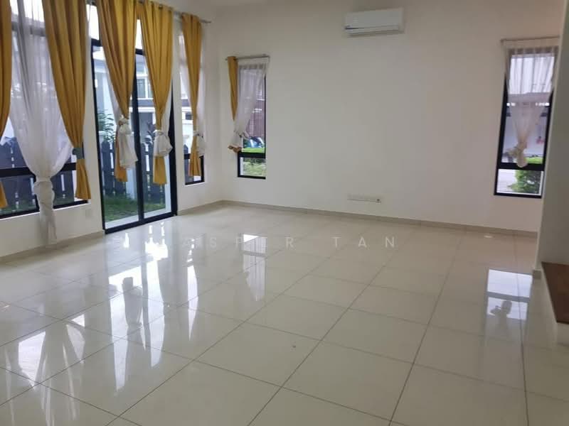 Cluster House for Rent in Semenyih (Selangor) - Jasper Tan - Living Room - PropertyGuru.com.my