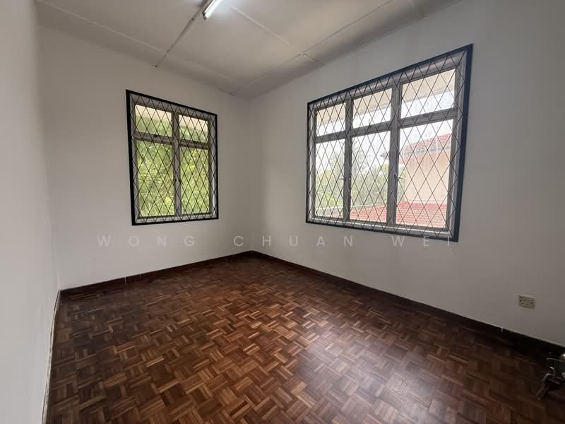 Rumah Berkembar untuk Dijual di Taman Bukit Kempas (Tampoi) - Wong Chuan Wei - PropertyGuru.com.my