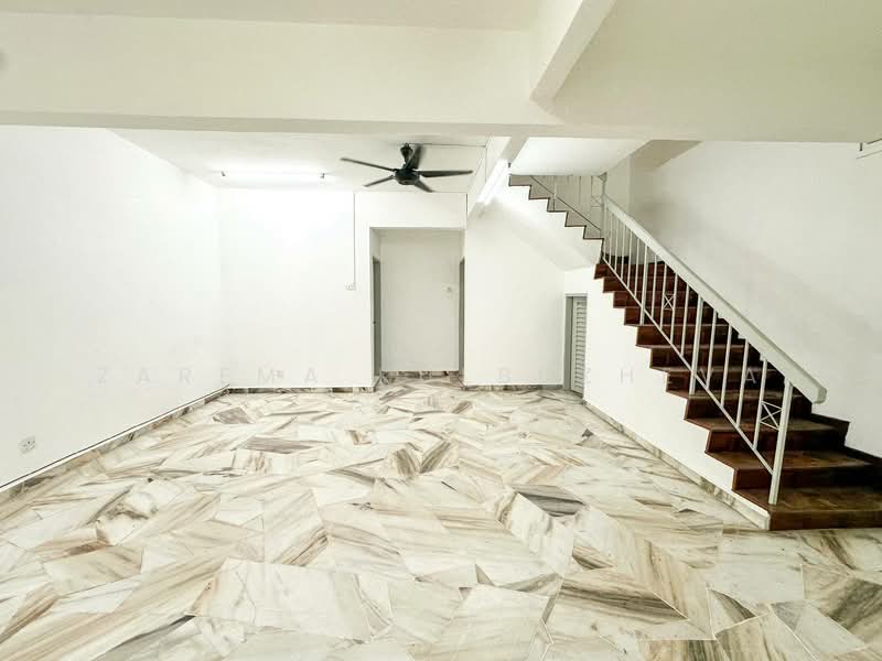 Rumah Teres 2 Tingkat untuk Dijual di Bandar Teknologi Kajang (Kajang) - Zarema Kulbuzheva - Interior - PropertyGuru.com.my
