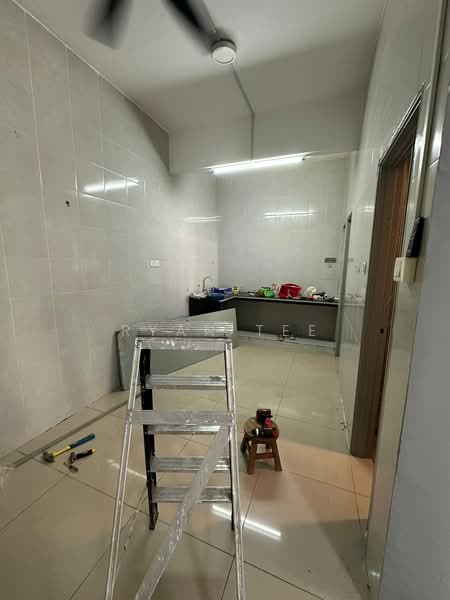 Semi-Detached House for Rent in Bandar Saujana Putra (Tanjong Duabelas) - Ryan Tee - Kitchen - PropertyGuru.com.my