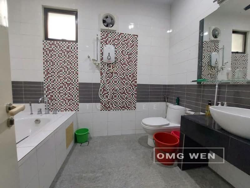 Rumah Teres 2.5 Tingkat untuk Dijual di Bandar Bukit Raja (Klang) - Tom Lee - PropertyGuru.com.my