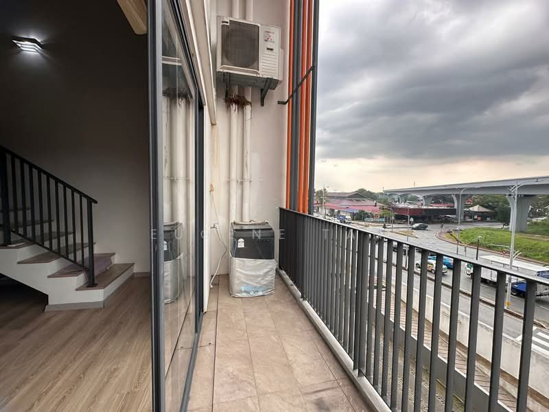 Servis Apartment untuk Disewa di Emporis - Eugene Tan - Balcony - PropertyGuru.com.my