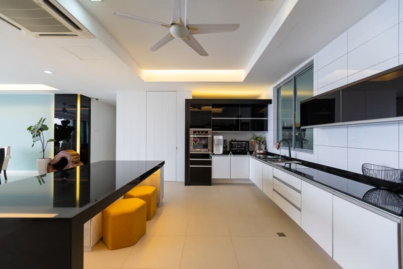 Condominium for Rent at Infinity Beachfront Condominium - Sam Kam - Kitchen - PropertyGuru.com.my