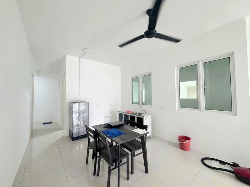 Condominium for Sale at The Clovers - Vincent Ooi - Kitchen - PropertyGuru.com.my