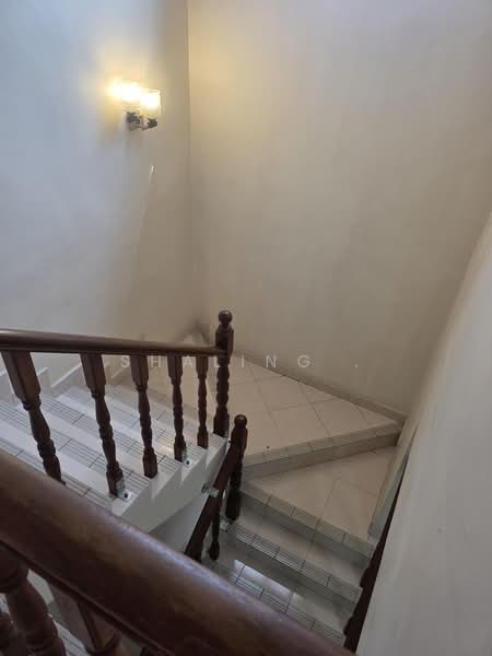 2.5-storey Terraced House for Sale in Taman Bukit Serdang (Seri Kembangan) - Shaling . - PropertyGuru.com.my