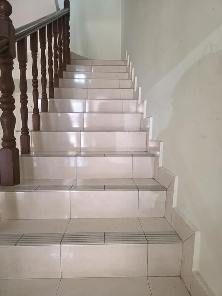 2.5-storey Terraced House for Sale in Taman Bukit Serdang (Seri Kembangan) - Shaling . - PropertyGuru.com.my