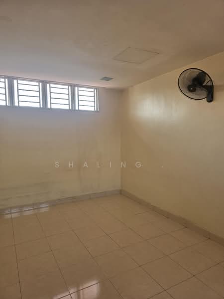 2.5-storey Terraced House for Sale in Taman Bukit Serdang (Seri Kembangan) - Shaling . - PropertyGuru.com.my