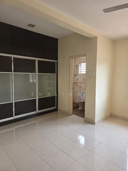 2.5-storey Terraced House for Sale in Taman Bukit Serdang (Seri Kembangan) - Shaling . - PropertyGuru.com.my