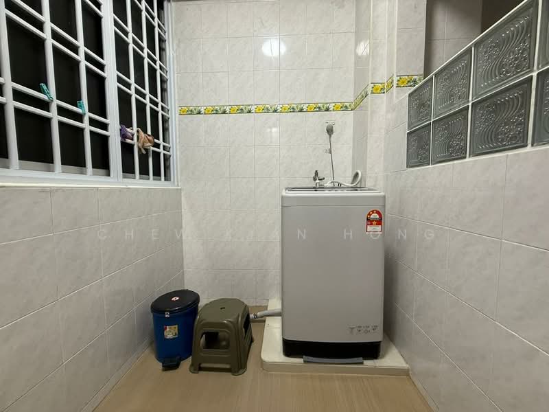 Pangsapuri untuk Dijual di Permas Ville Apartment - Chew Kian Hong - PropertyGuru.com.my