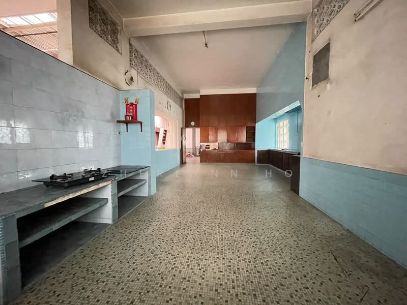 Bungalow for Rent in George Town (Penang) - Zherlynn Ho - Kitchen - PropertyGuru.com.my