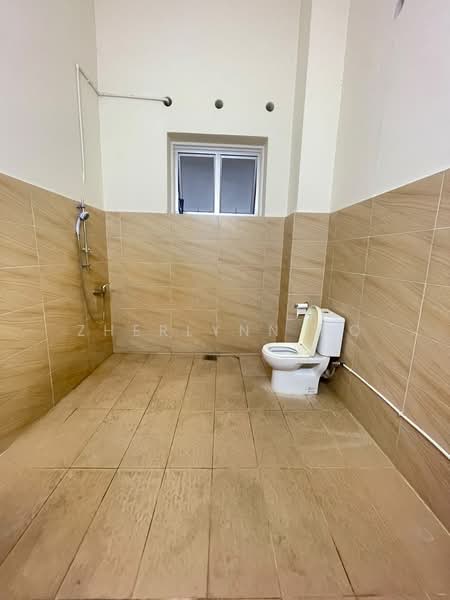 Bungalow for Rent in George Town (Penang) - Zherlynn Ho - Bathroom - PropertyGuru.com.my