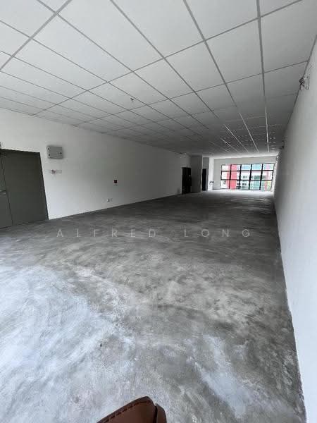 Shop for Sale in Kampung Kebun Bunga (Shah Alam) - Alfred Long - Interior - PropertyGuru.com.my