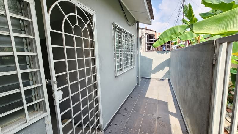 Rumah Teres 1 Tingkat untuk Dijual di Seksyen 2, Taman Kinrara (Puchong) - Steven Tan - Exterior - PropertyGuru.com.my