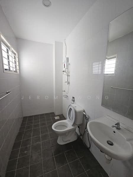 Rumah Teres 2 Tingkat untuk Disewa di Sering Ukay (Ampang) - Jerome Wong - PropertyGuru.com.my