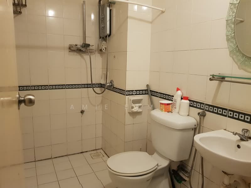 Servis Apartment untuk Dijual di Maytower Serviced Residences - Amie Famie - PropertyGuru.com.my