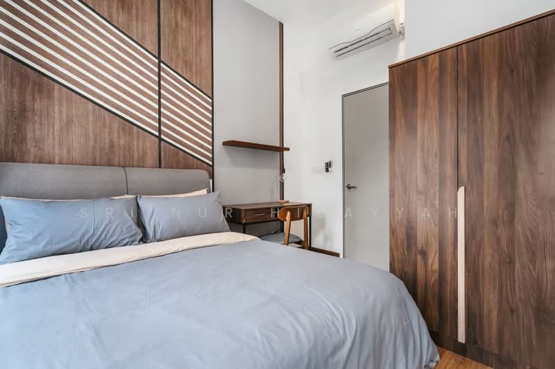 Servis Apartment untuk Disewa di Astoria Ampang - Sri Nur Hidayyah - Master Bedroom RM900 - PropertyGuru.com.my
