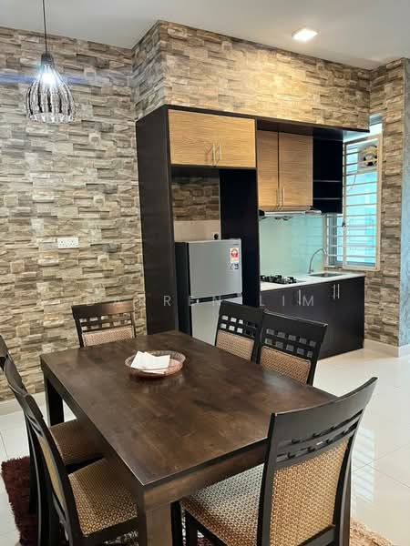 Servis Apartment untuk Disewa di Vega Residensi 1 - Darren Lim - Dining Room - PropertyGuru.com.my