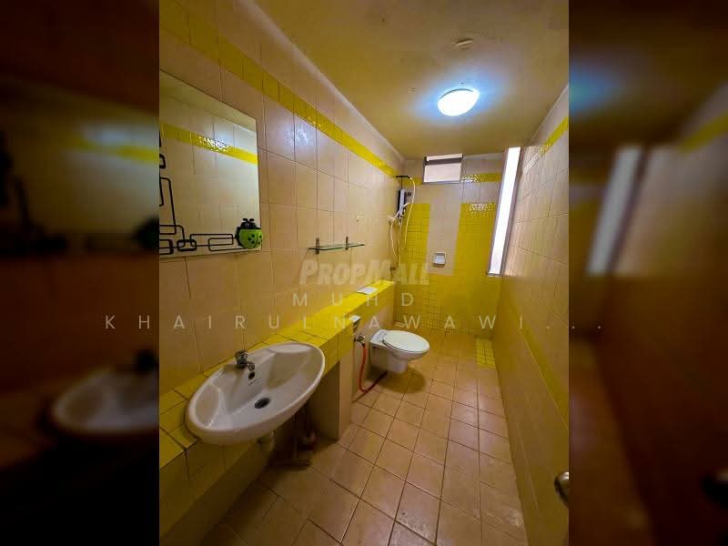 Rumah Bandar untuk Dijual di Cyber 11 (Cyberjaya) - Muhd Khairulnawawi Kamaruddin - Bathroom - PropertyGuru.com.my