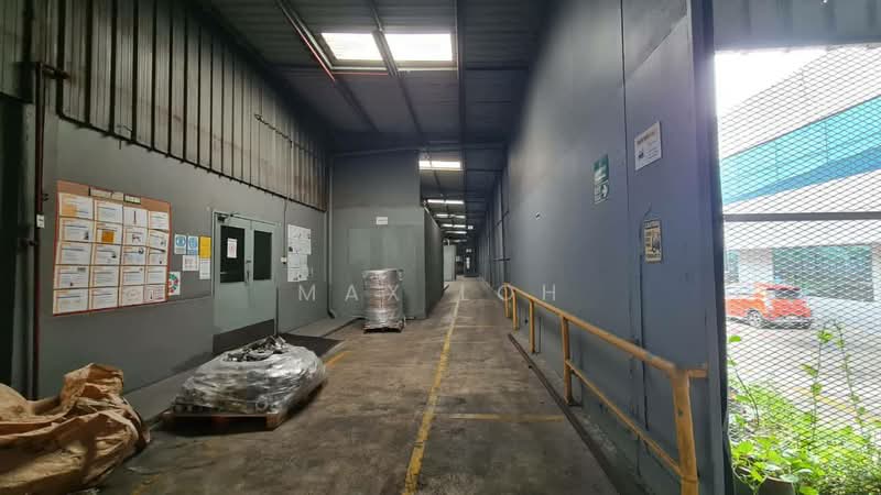 Kilang Terpisah untuk Dijual di Kawasan Perindustrian Tampoi (Johor Bahru) - Max Loh - Corridor - PropertyGuru.com.my