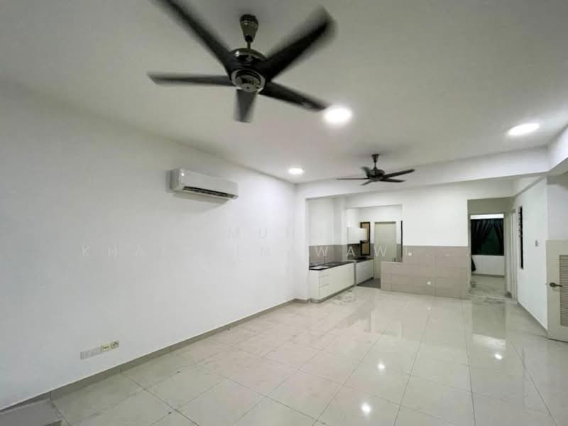 Rumah Teres 3 Tingkat untuk Dijual di Cyberjaya (Selangor) - Muhd Khairulnawawi Kamaruddin - Kitchen - PropertyGuru.com.my