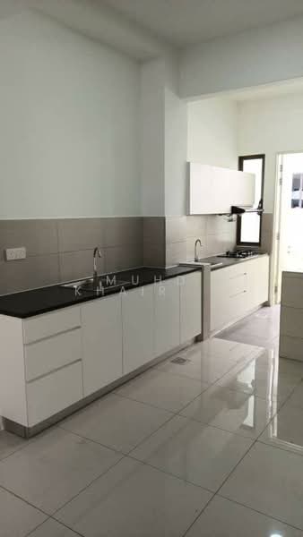 Rumah Teres 3 Tingkat untuk Dijual di Cyberjaya (Selangor) - Muhd Khairulnawawi Kamaruddin - Kitchen - PropertyGuru.com.my