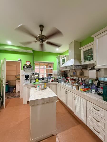 2.5-storey Terraced House for Sale in Bandar Puteri Puchong (Puchong) - Amy Lim - Kitchen - PropertyGuru.com.my