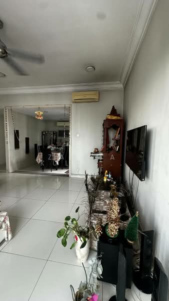 Condominium for Sale at Mutiara Residency - Zarema Kulbuzheva - Living Room - PropertyGuru.com.my