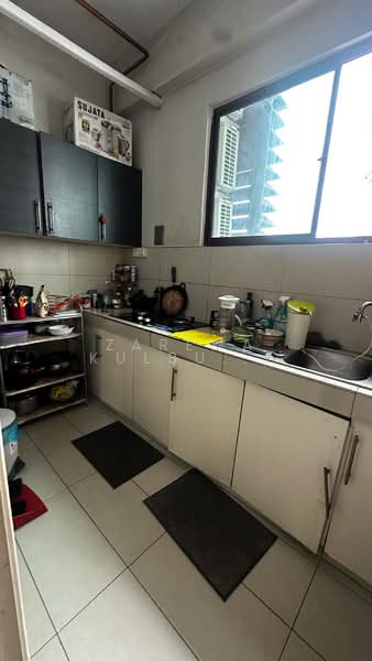 Condominium for Sale at Mutiara Residency - Zarema Kulbuzheva - Kitchen - PropertyGuru.com.my