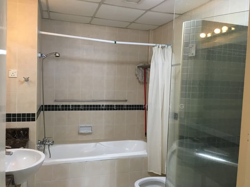 Servis Apartment untuk Dijual di Seri Bukit Ceylon - Yee Mei Hong - Bathroom - PropertyGuru.com.my