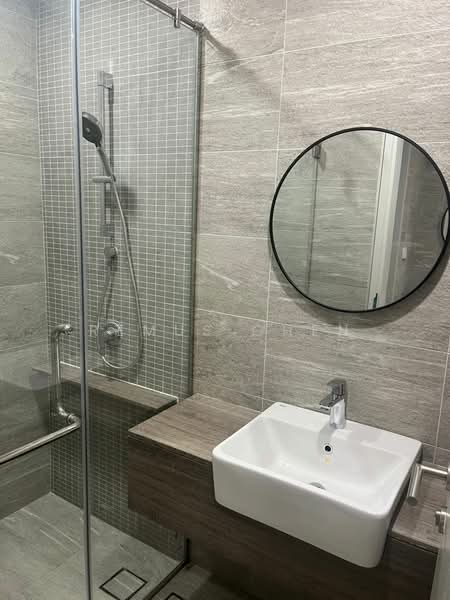 Servis Apartment untuk Disewa di Edelweiss @ Tropicana Gardens - Remus Chen - Bathroom - PropertyGuru.com.my