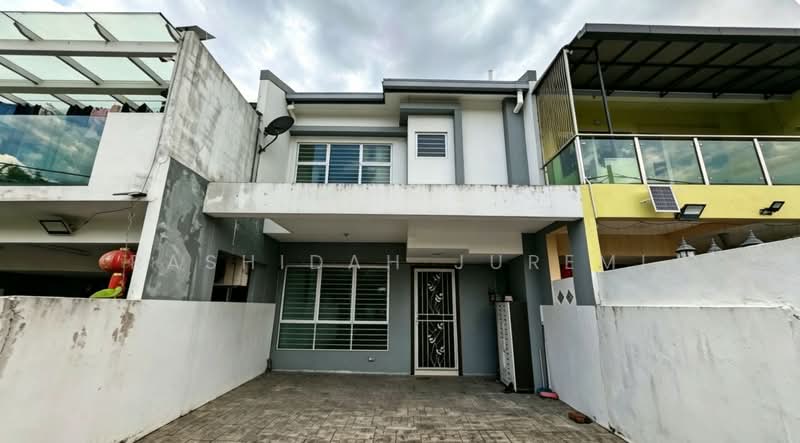 Rumah Teres 2 Tingkat untuk Dijual di Hulu Semenyih (Selangor) - Rashidah Juremi - Exterior - PropertyGuru.com.my