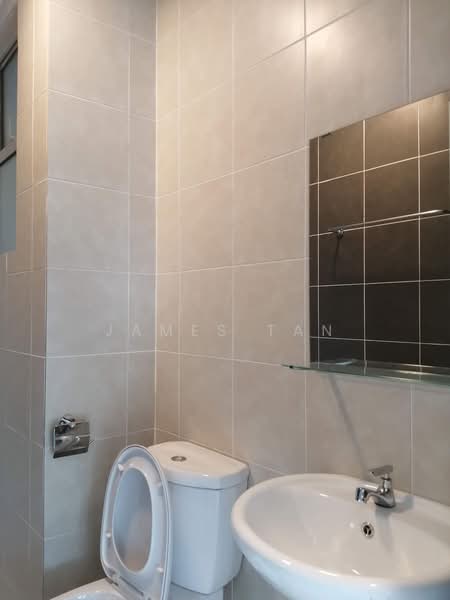 Servis Apartment untuk Disewa di The Zizz @ Damansara North - James Tan - Bathroom - PropertyGuru.com.my