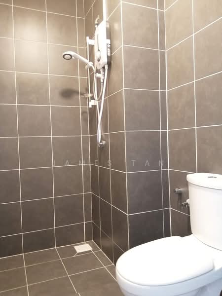 Servis Apartment untuk Disewa di The Zizz @ Damansara North - James Tan - Bathroom - PropertyGuru.com.my