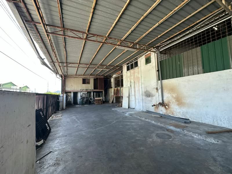 Semi-D Factory for Rent in Kawasan Perindustrian Ringan Bercham (Ipoh) - Jason Leong - Exterior - PropertyGuru.com.my