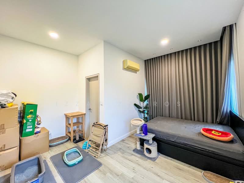 Semi-Detached House for Sale in Kota Kemuning (Shah Alam) - Izzat Zamros - PropertyGuru.com.my