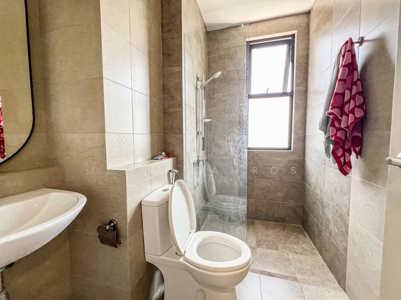 Semi-Detached House for Sale in Kota Kemuning (Shah Alam) - Izzat Zamros - PropertyGuru.com.my