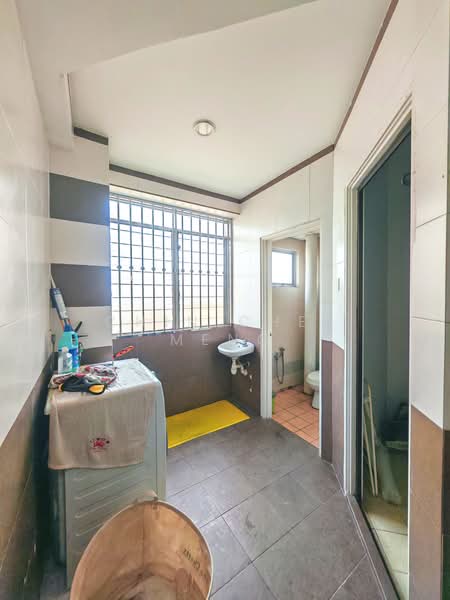 Condominium for Rent at Endah Puri - Chin Chee Meng - Bathroom - PropertyGuru.com.my