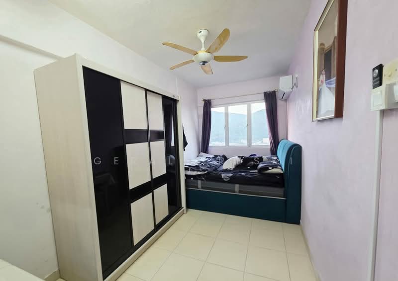 Pangsapuri untuk Dijual di BL Garden - Gerald Peski - Bedroom - PropertyGuru.com.my