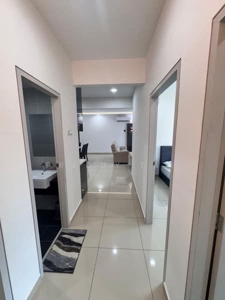 Kondominium untuk Disewa di Emerald Residence - Freddy Tan - Corridor - PropertyGuru.com.my