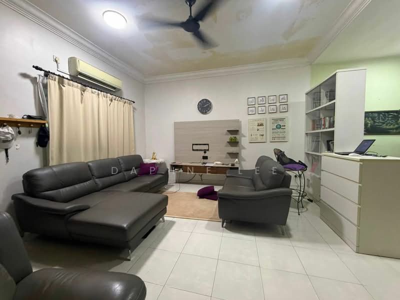 2-storey Terraced House for Sale in Setia Tropika (Johor Bahru) - Daphne Lee - Living Room - PropertyGuru.com.my