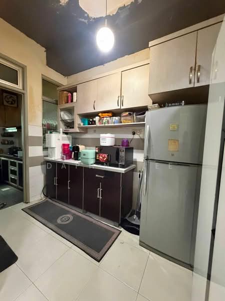 2-storey Terraced House for Sale in Setia Tropika (Johor Bahru) - Daphne Lee - Kitchen - PropertyGuru.com.my