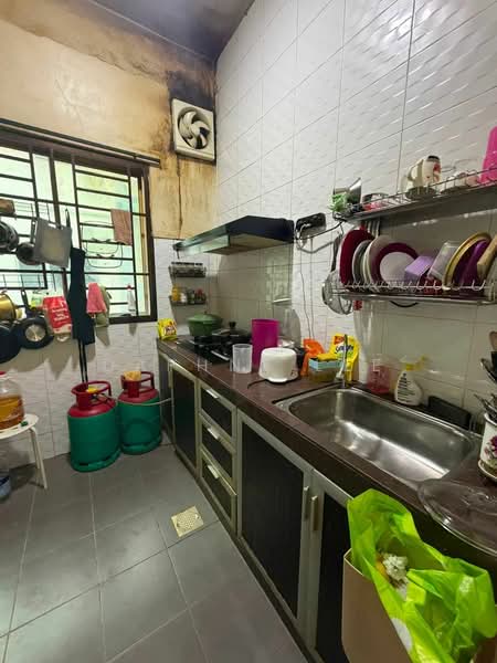 2-storey Terraced House for Sale in Setia Tropika (Johor Bahru) - Daphne Lee - Kitchen - PropertyGuru.com.my
